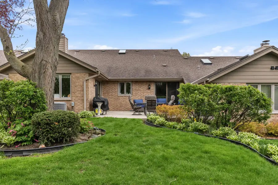 3770 Klondike Ct, Brookfield, WI 53045 - #3