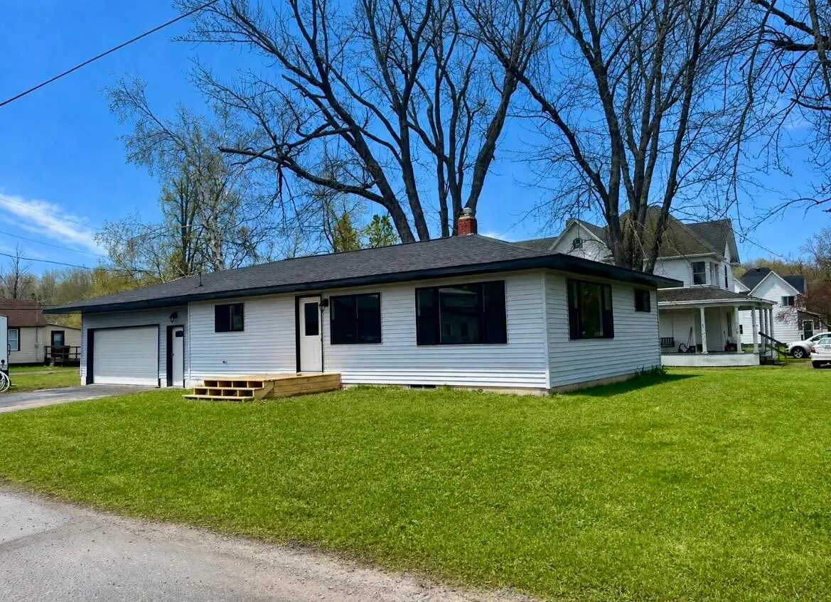 17886 Oconto Ave, Wabeno, WI 54566 - #1