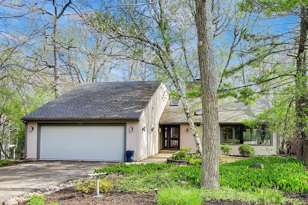 99 Saint Adrews Trl, Fontana, WI 53125 - #1