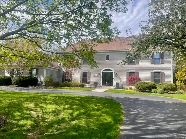 17470 St James Rd, Brookfield, WI 53045