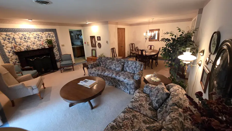 1425 Sun Valley Dr, Mount Pleasant, WI 53406 - #3
