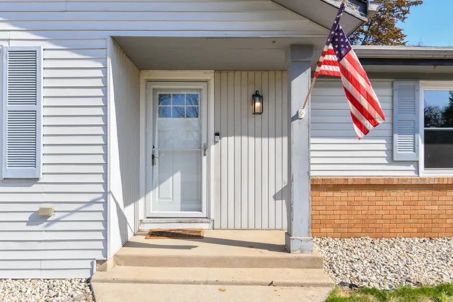 26314 Fries Ln, Wind Lake, WI 53185 - #2