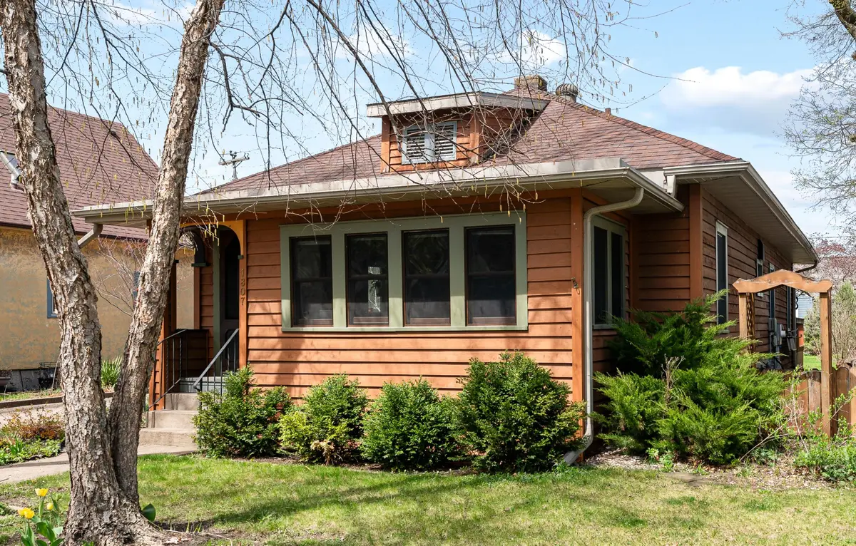 1807 Madison St, La Crosse, WI 54601 - #1
