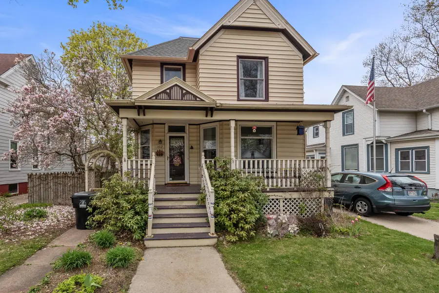 1612 N Main St, Racine, WI 53402 - #2