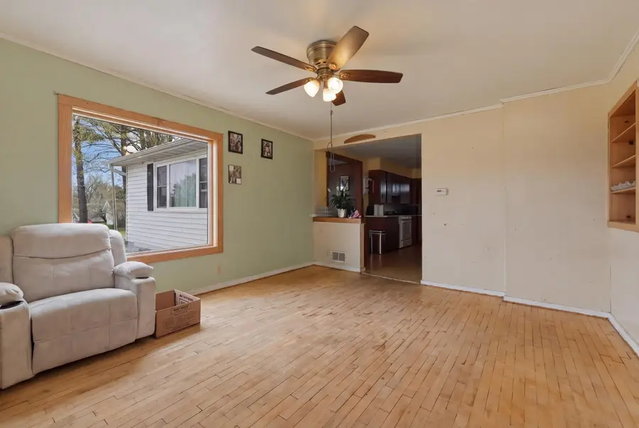1003 N Main St, Marion, WI 54950 - #2