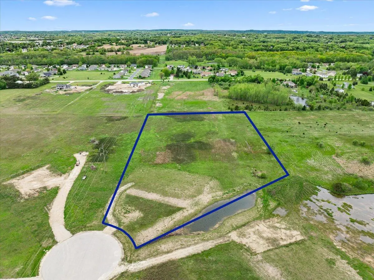 2016 Davids View Ln, Trenton, WI 53090 - #1