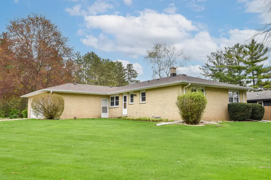 2789 Hillcrest Dr, Hartford, WI 53027 - #2