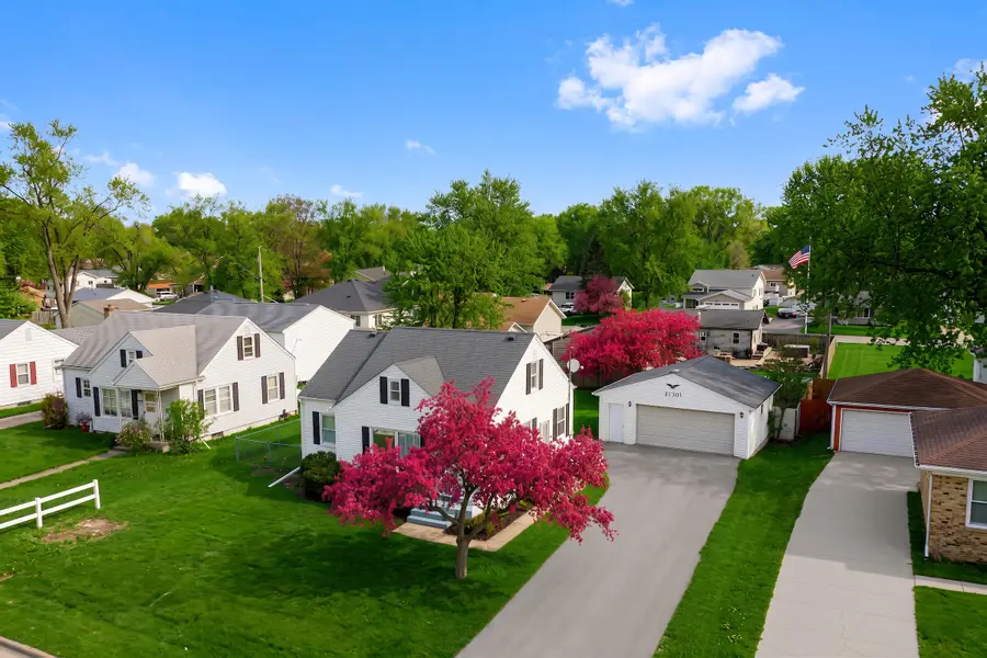 11301 11th Ave, Pleasant Prairie, WI 53158 - #2