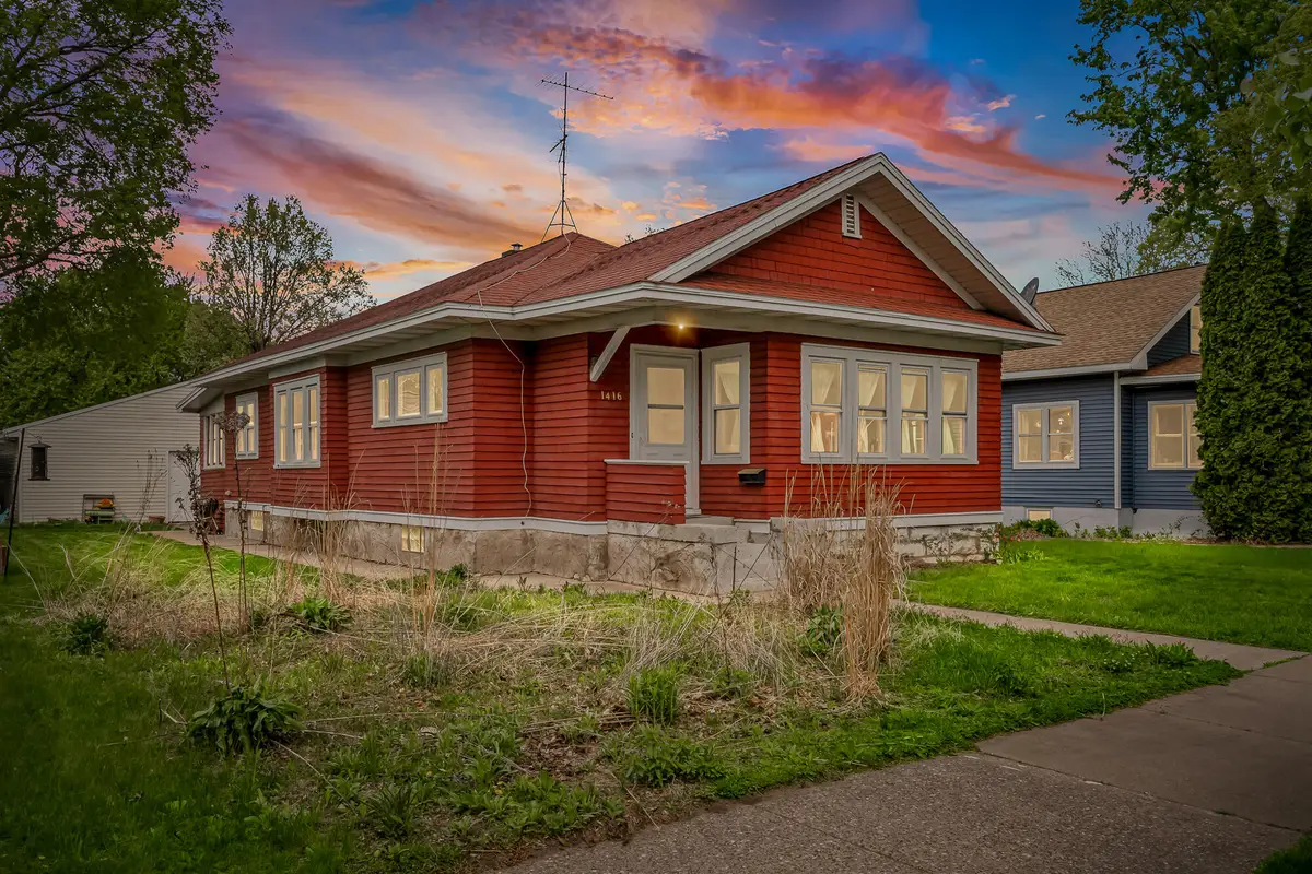 1416 S 13th St, La Crosse, WI 54601 - #1