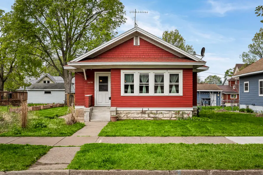 1416 S 13th St, La Crosse, WI 54601 - #2