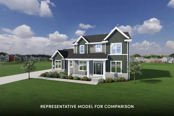 2878 W Bluebird Ct, Mequon, WI 53097