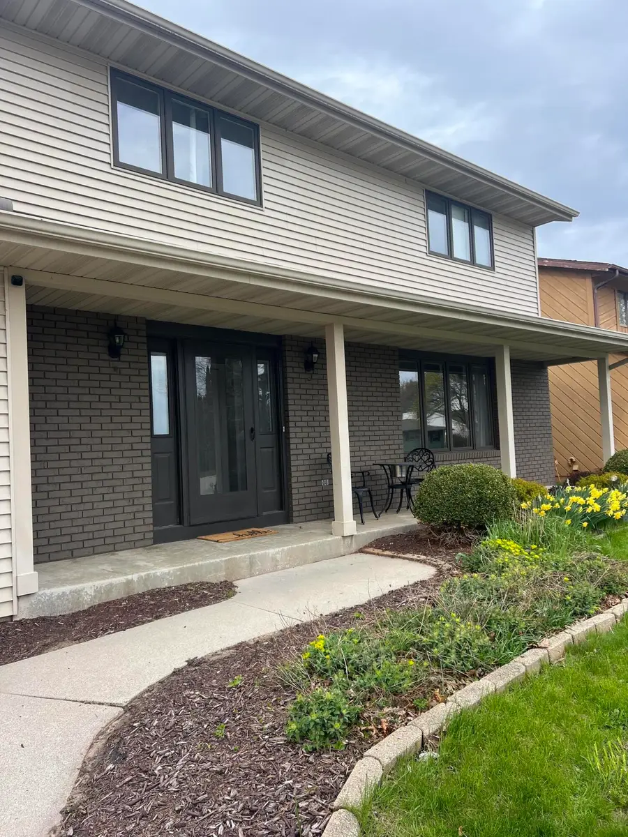 1238 Castle Ave, Sheboygan, WI 53081 - #2