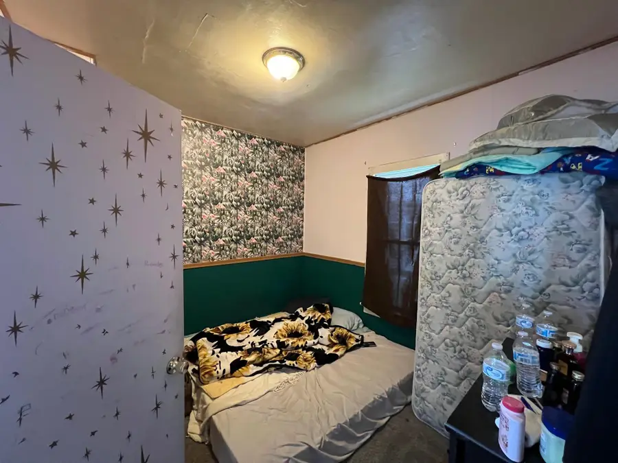 1114 S 11th St, Sheboygan, WI 53081 - #2