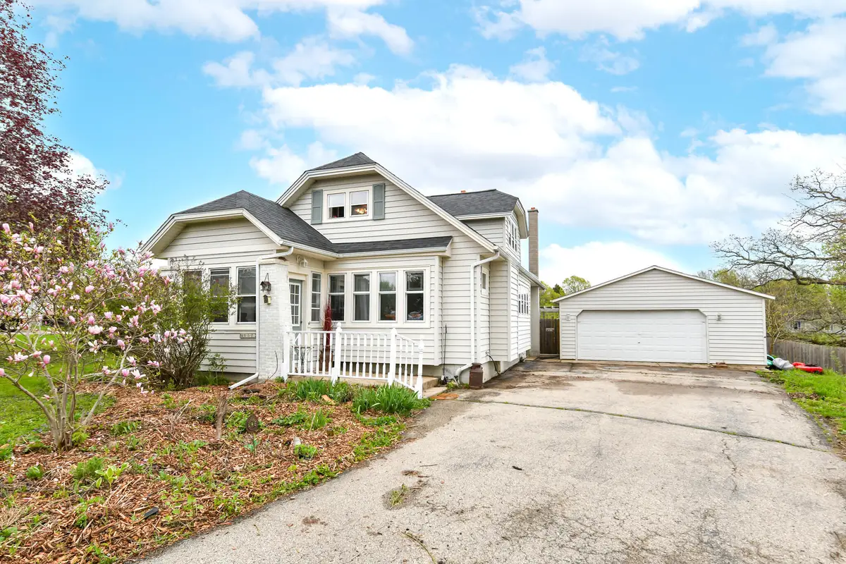 N6612 Juniper Rd, Sugar Creek, WI 53121 - #1