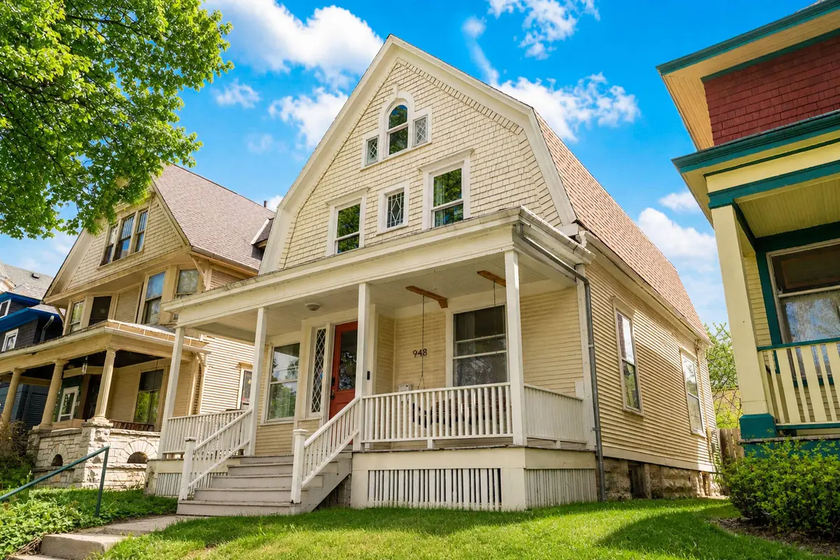 948 N 34th St, Milwaukee, WI 53208 - #1