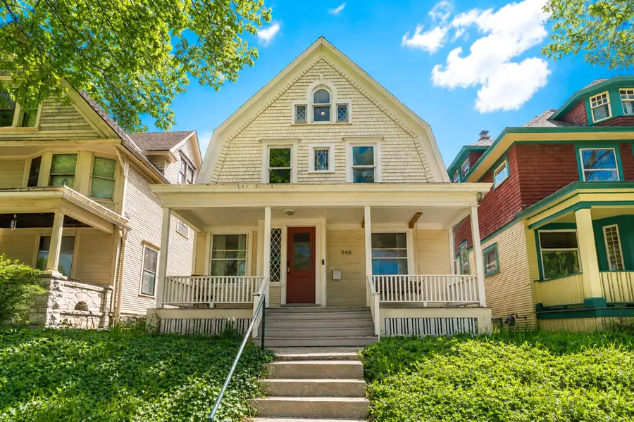948 N 34th St, Milwaukee, WI 53208 - #2