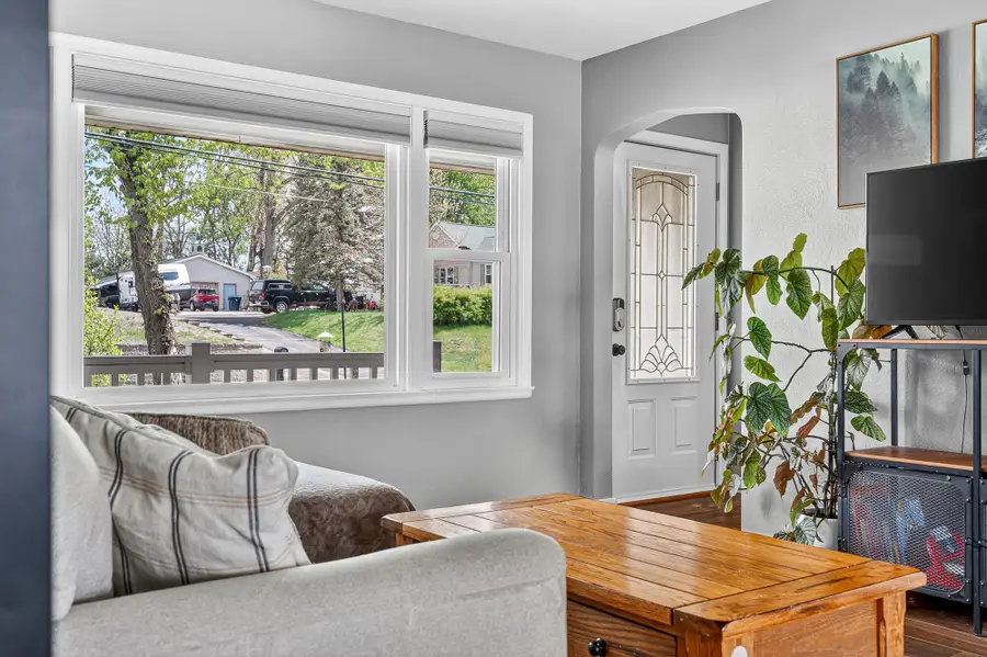 429 6th Ave N, Onalaska, WI 54650 - #3