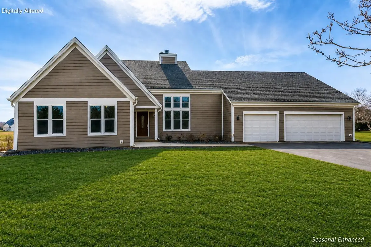 W1461 Maureen Ct, Bloomfield, WI 53147 - #1