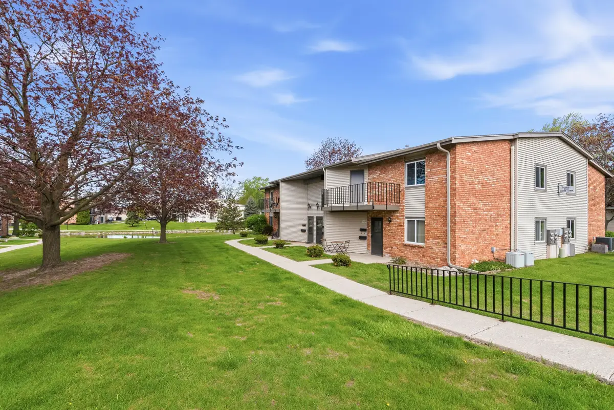 W168N11487 El Camino Dr, Germantown, WI 53022 - #1