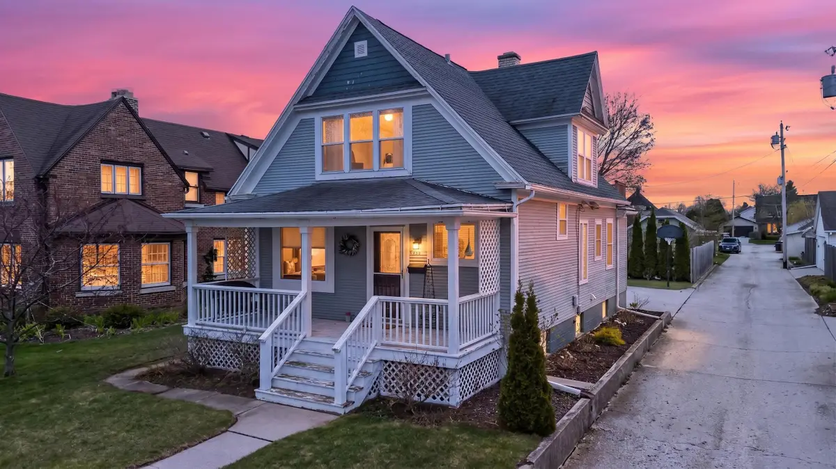 321 Bell Ave, Sheboygan, WI 53083 - #1