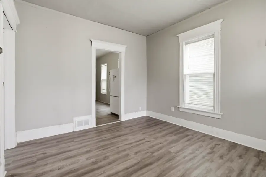 2308 W Clarke St, Milwaukee, WI 53206 - #2