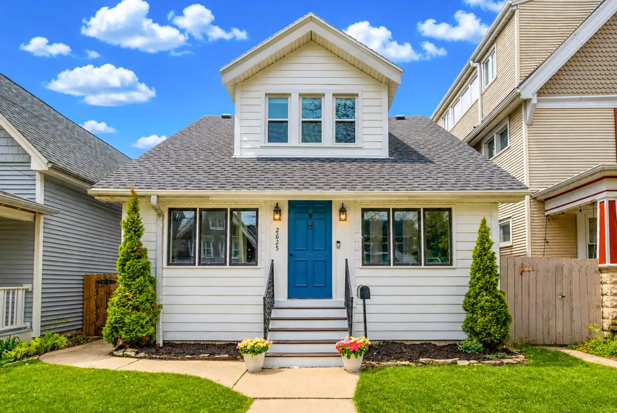 2625 S Wentworth Ave, Milwaukee, WI 53207 - #1