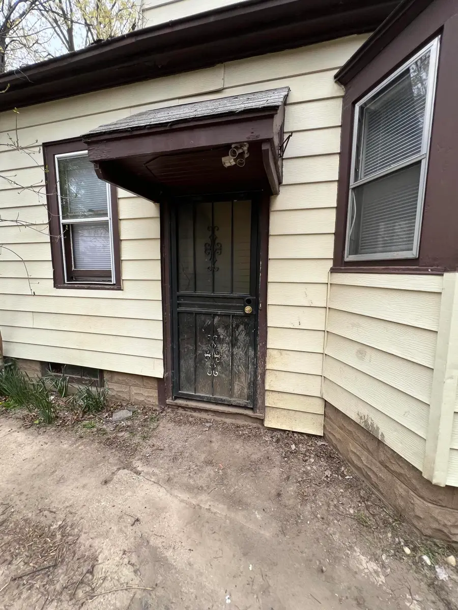 4850 N 24th Pl, Milwaukee, WI 53209 - #3