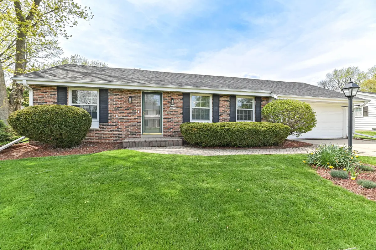 W173N8479 Westbridge Ave, Menomonee Falls, WI 53051 - #1