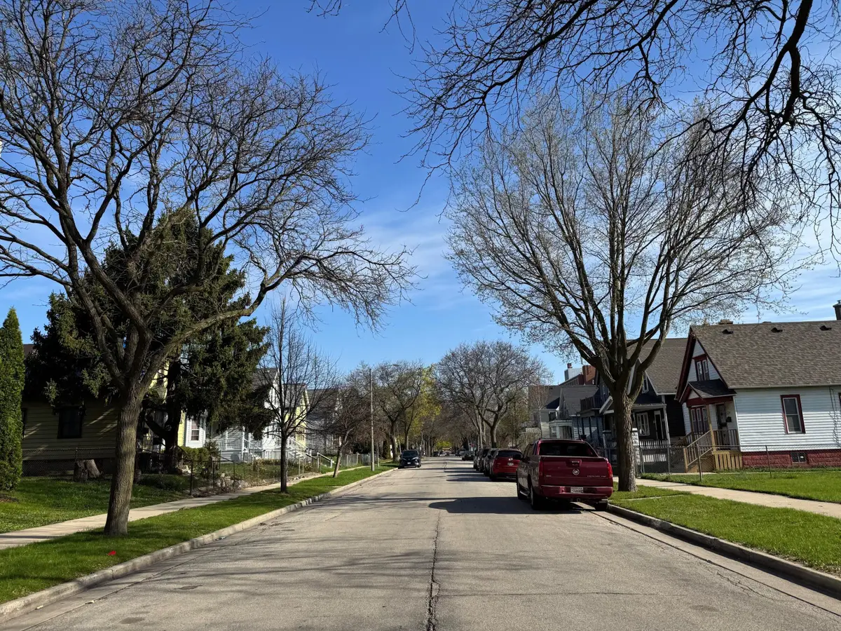 2730 N Buffum St, Milwaukee, WI 53212 - #1