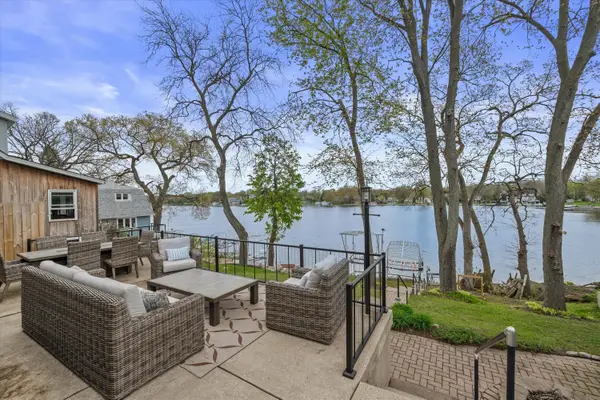 W342N4870 Lindy Ln, Oconomowoc, WI 53058
