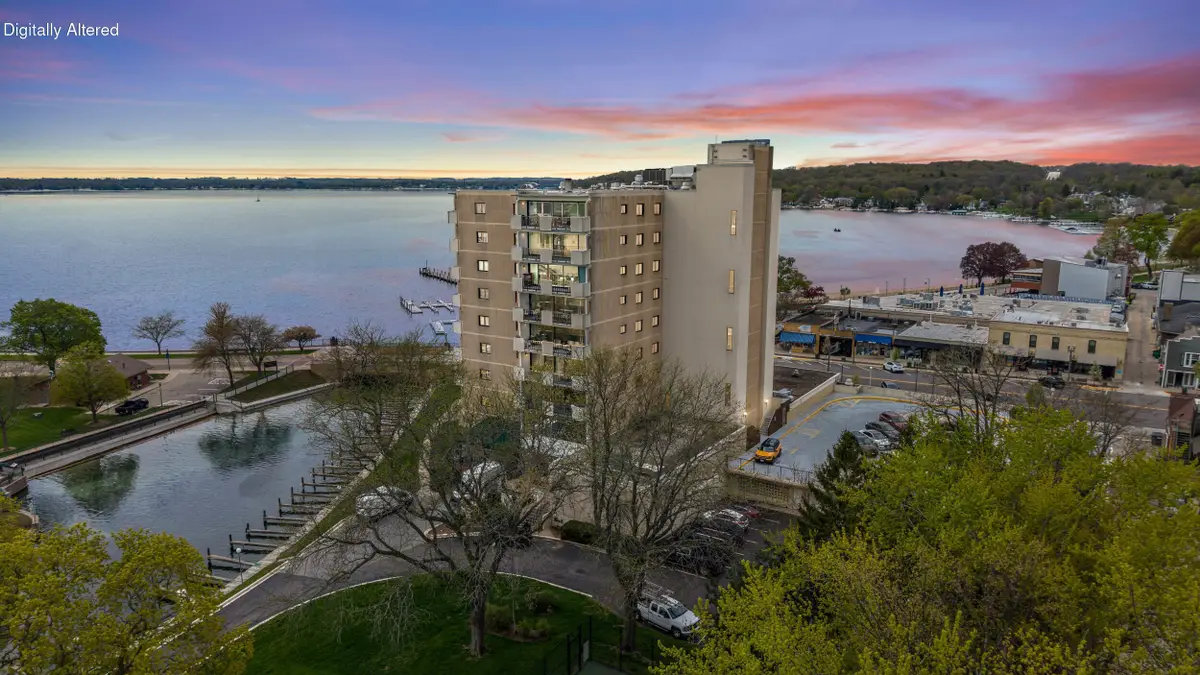 101 Broad St, Lake Geneva, WI 53147 - #1