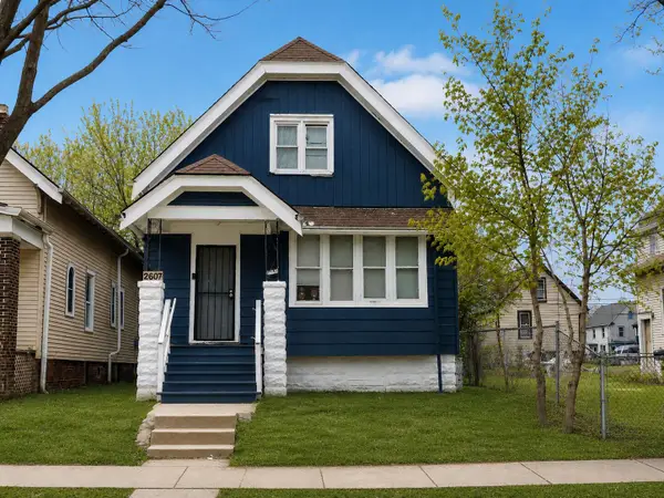2607 N 24th St, Milwaukee, WI 53206