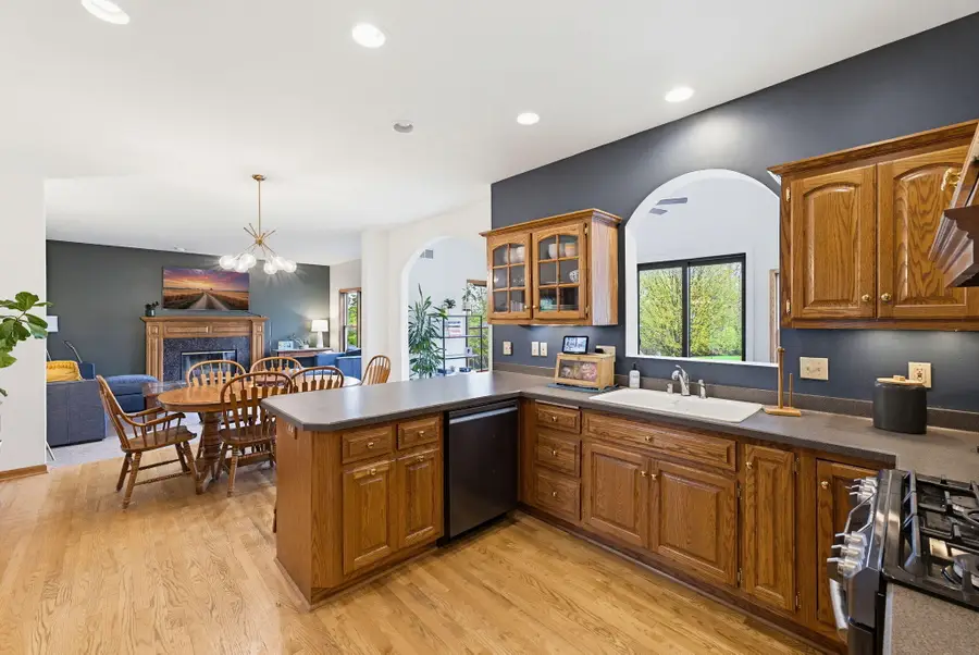 740 Meadow Ridge Ct, Brownsville, WI 53006 - #3