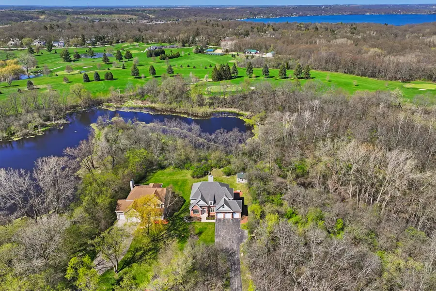 392 W County Road B Rd, Fontana, WI 53125 - #2