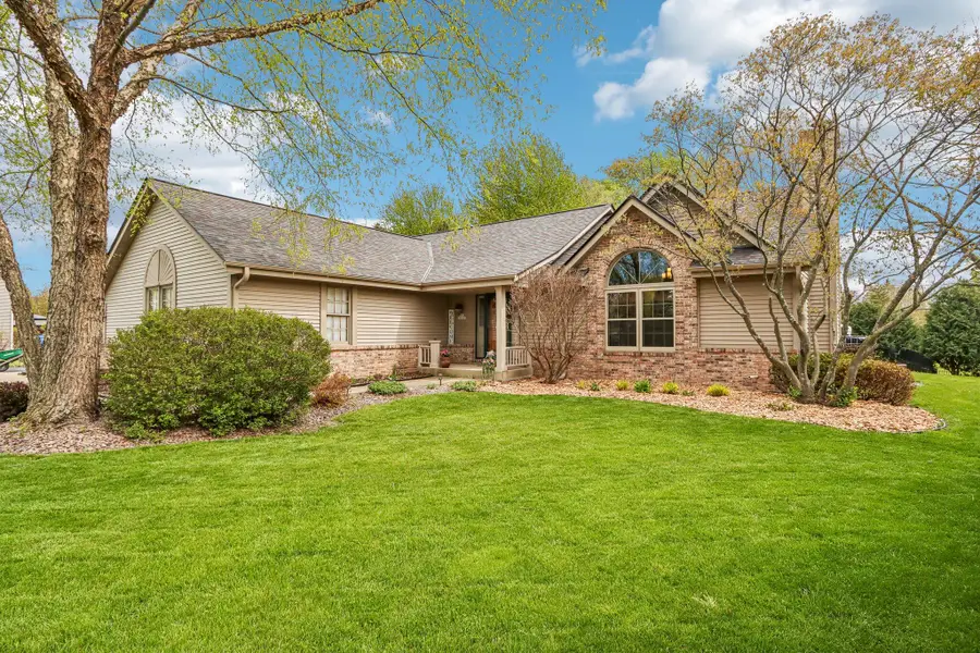 N53W15415 Balsam Dr, Menomonee Falls, WI 53051 - #3