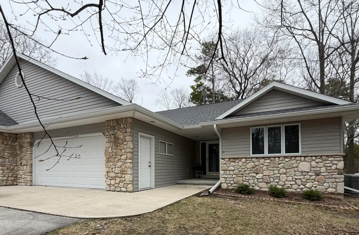 8086 E Oaks Dr, Baileys Harbor, WI 54202 - #1