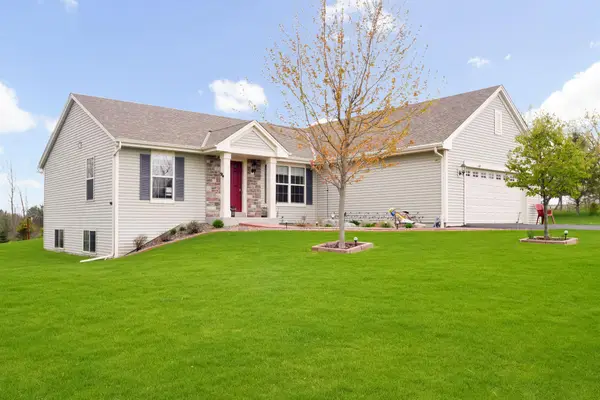 W6996 Hillside Dr, Scott, WI 53001