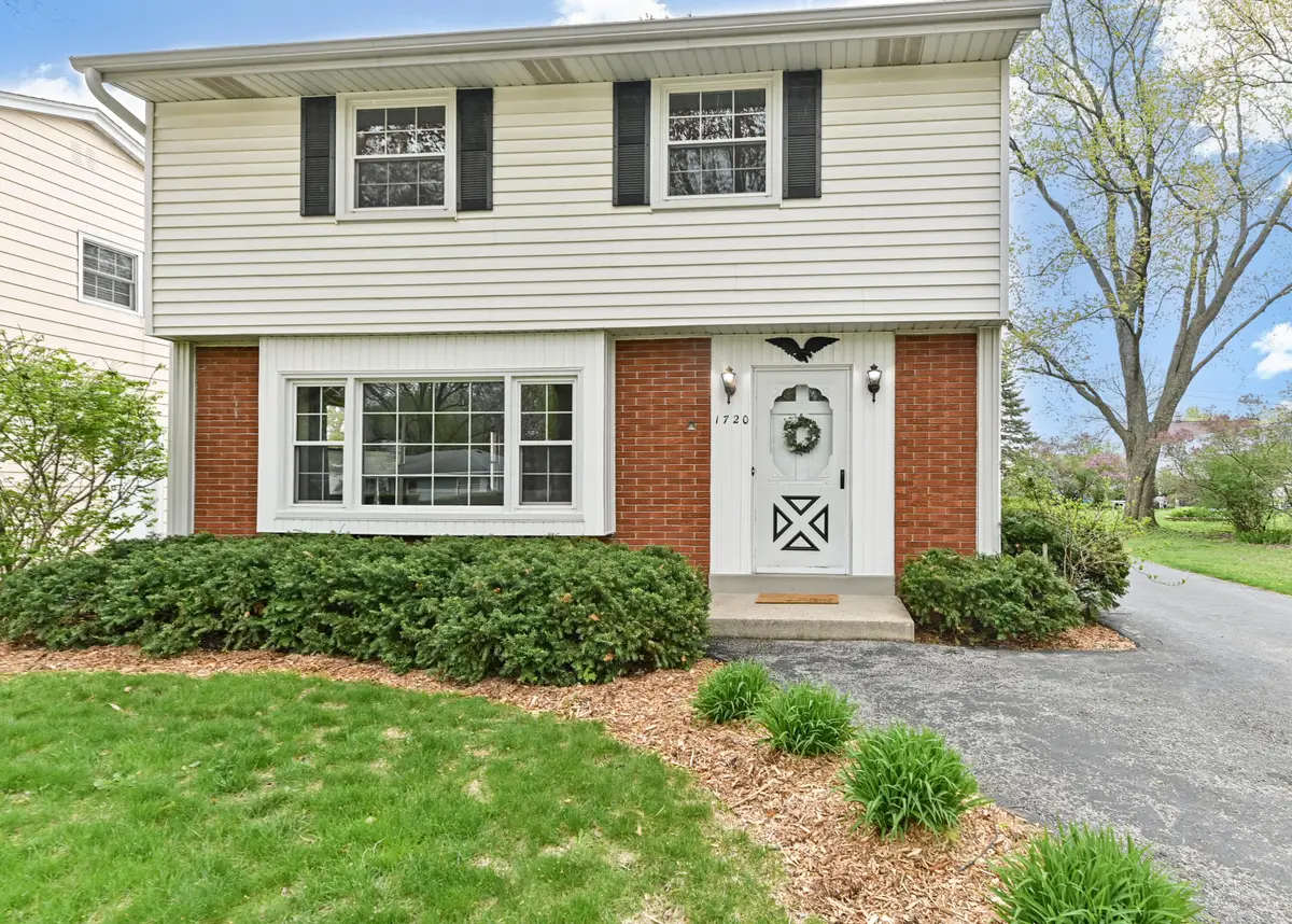 1720 N 117th St, Wauwatosa, WI 53226 - #1