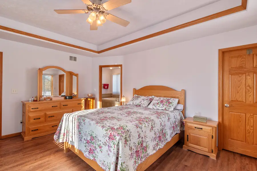 N1841 Shale Ave, Auburn, WI 53010 - #3