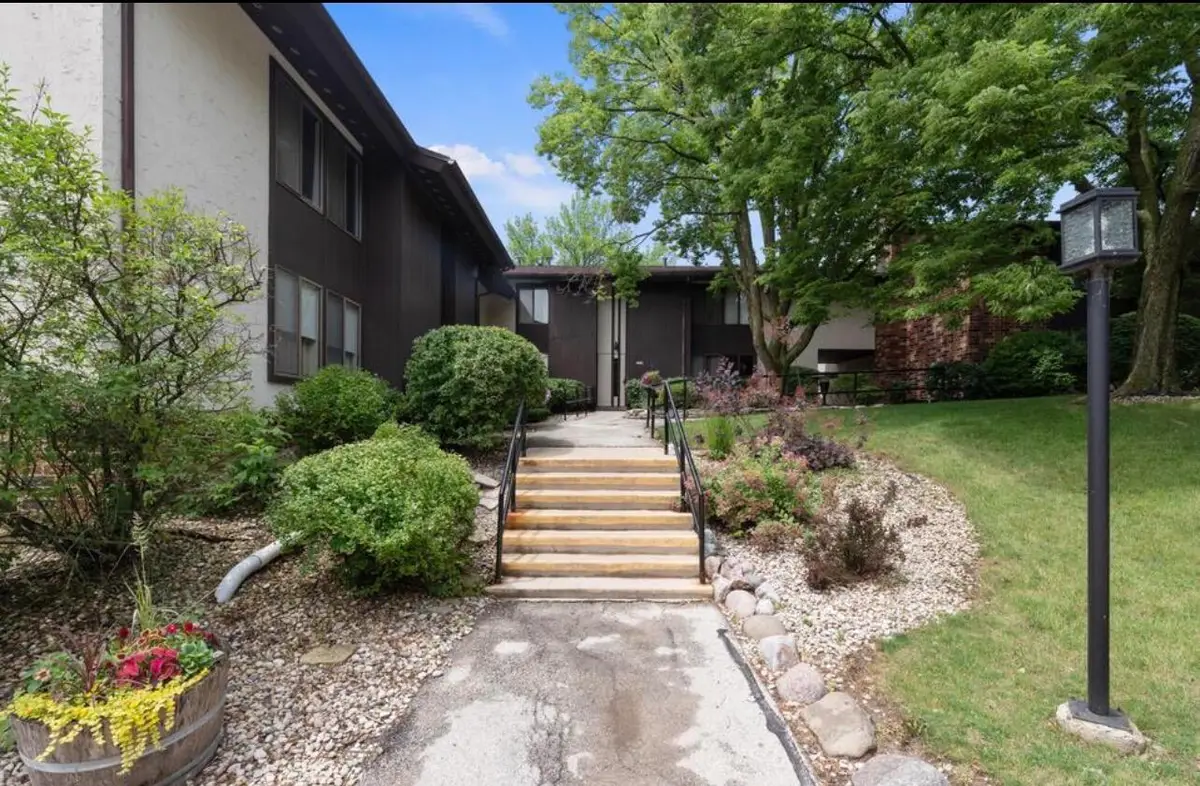 2430 W Good Hope Rd, Glendale, WI 53209 - #1