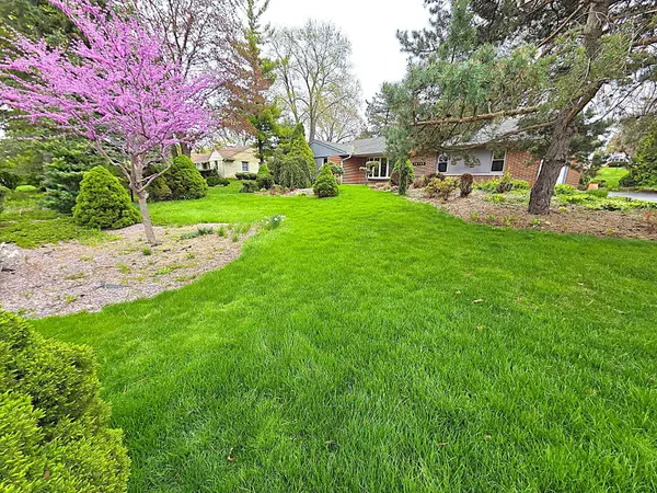 14745 Watertown Plank Rd, Elm Grove, WI 53122