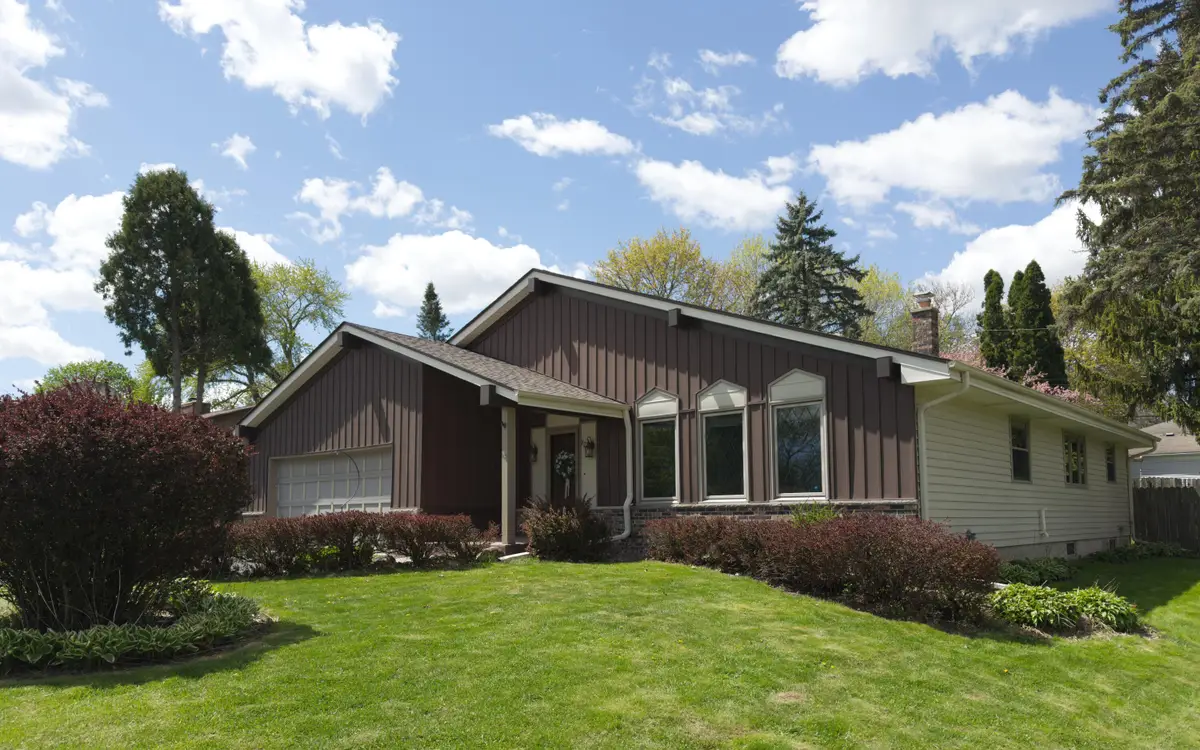 825 Garvens Ave, Brookfield, WI 53005 - #1