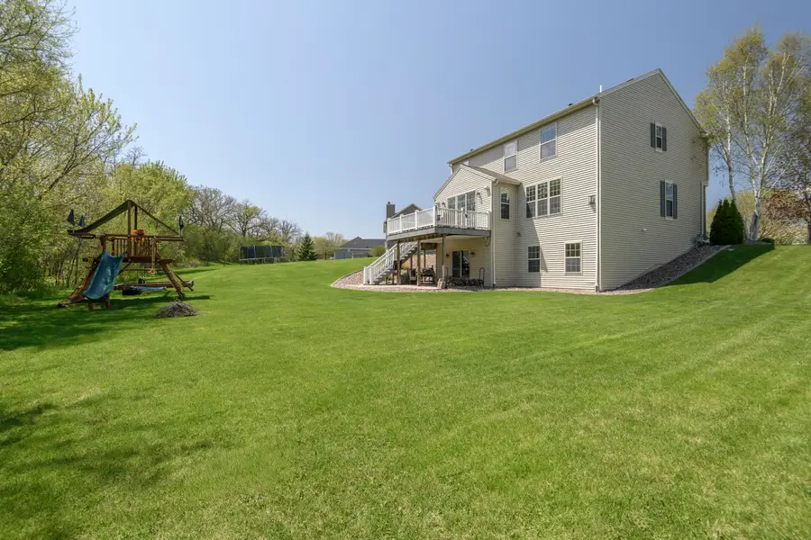 426 Augusta Dr, Mukwonago, WI 53149 - #3
