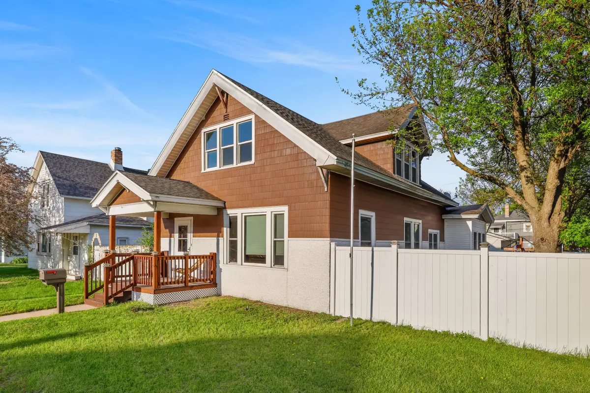 1402 George St, La Crosse, WI 54603 - #1