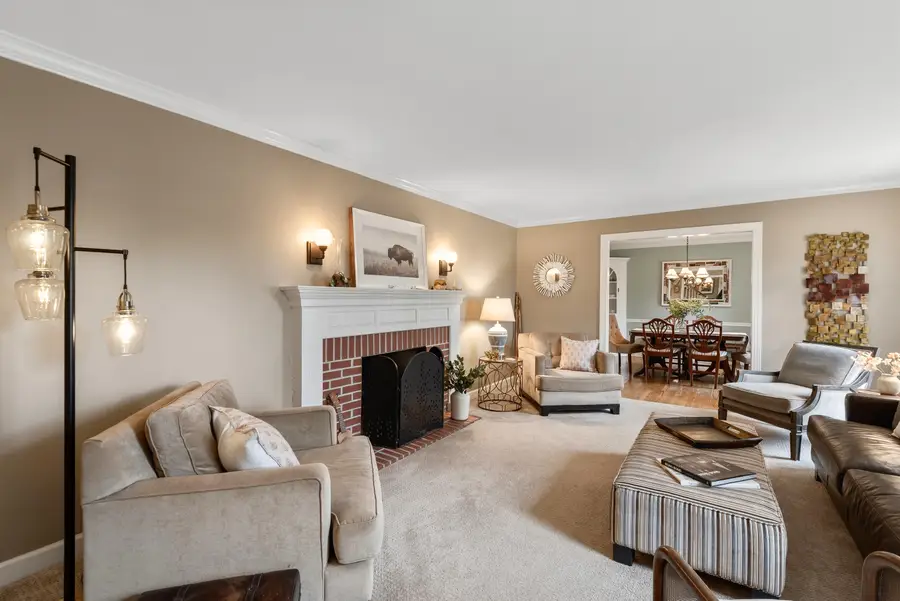 13725 N Lake Shore Dr, Mequon, WI 53097 - #2