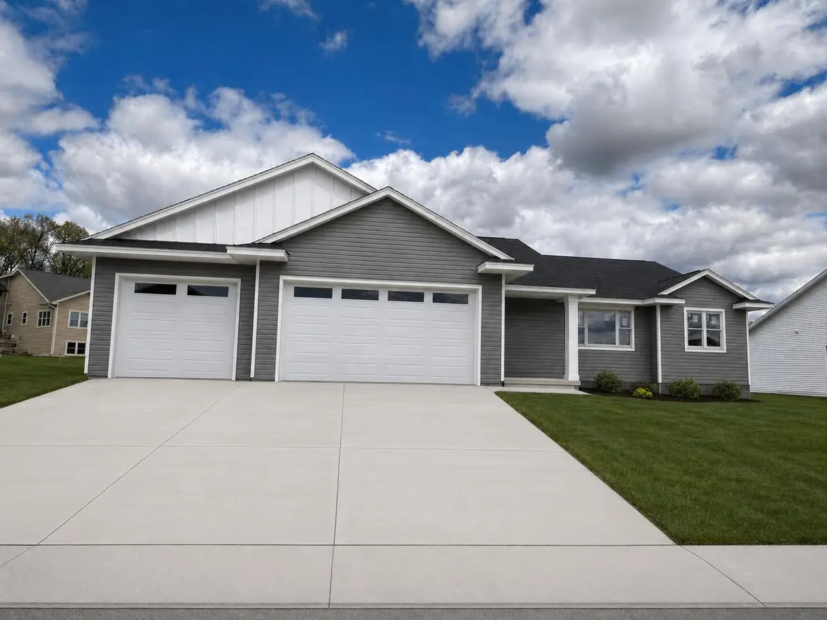 277 Southern Dr, Holmen, WI 54636 - #1