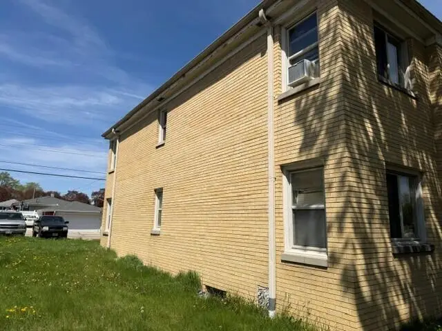 4579 N 76th St, Milwaukee, WI 53218 - #3