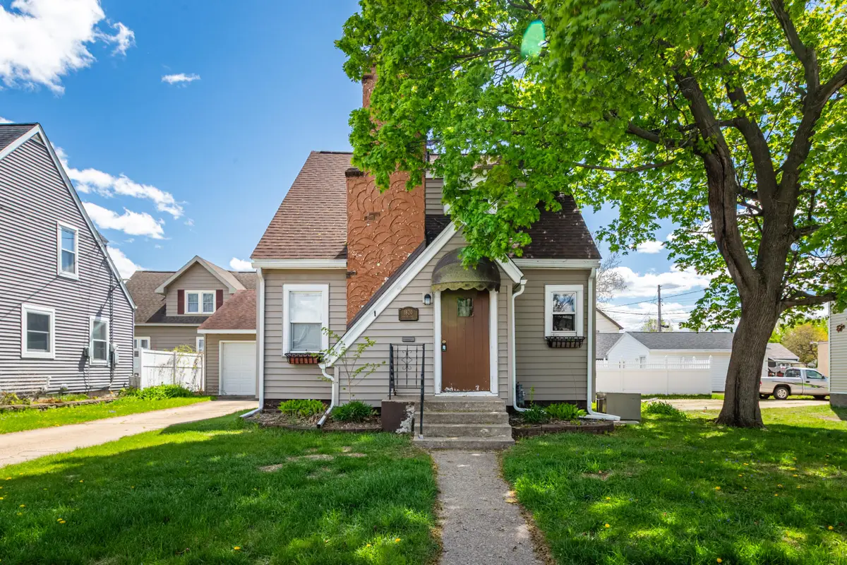 1820 Denton St, La Crosse, WI 54601 - #1