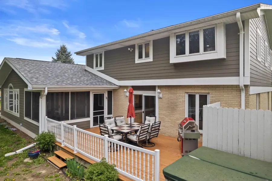 N51W35827 Hillcrest Ct, Oconomowoc, WI 53066 - #3