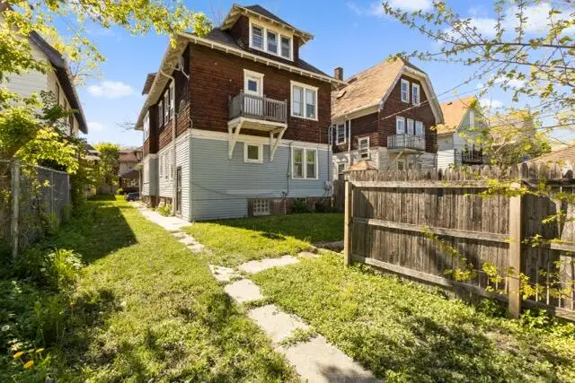 2560 N 41st St, Milwaukee, WI 53210 - #3